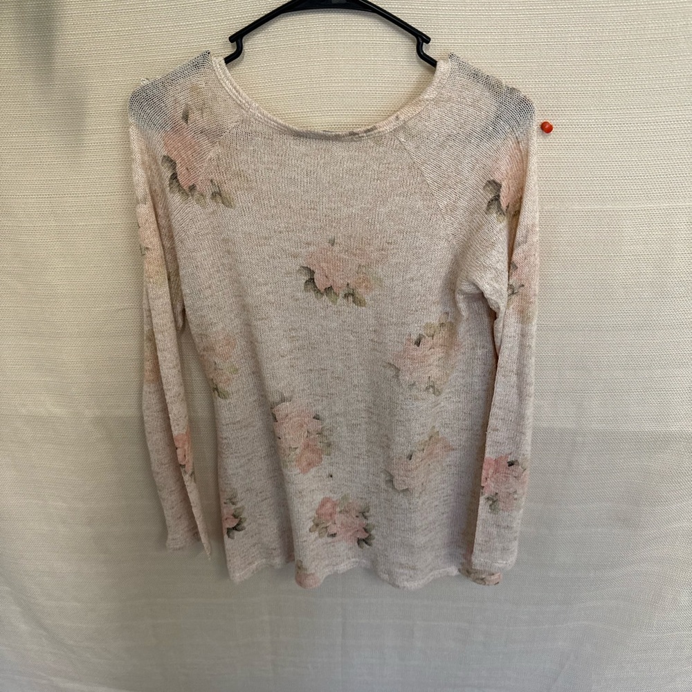 Charming Charlie Beige Floral Long Sleeve Top - Picture 3 of 3